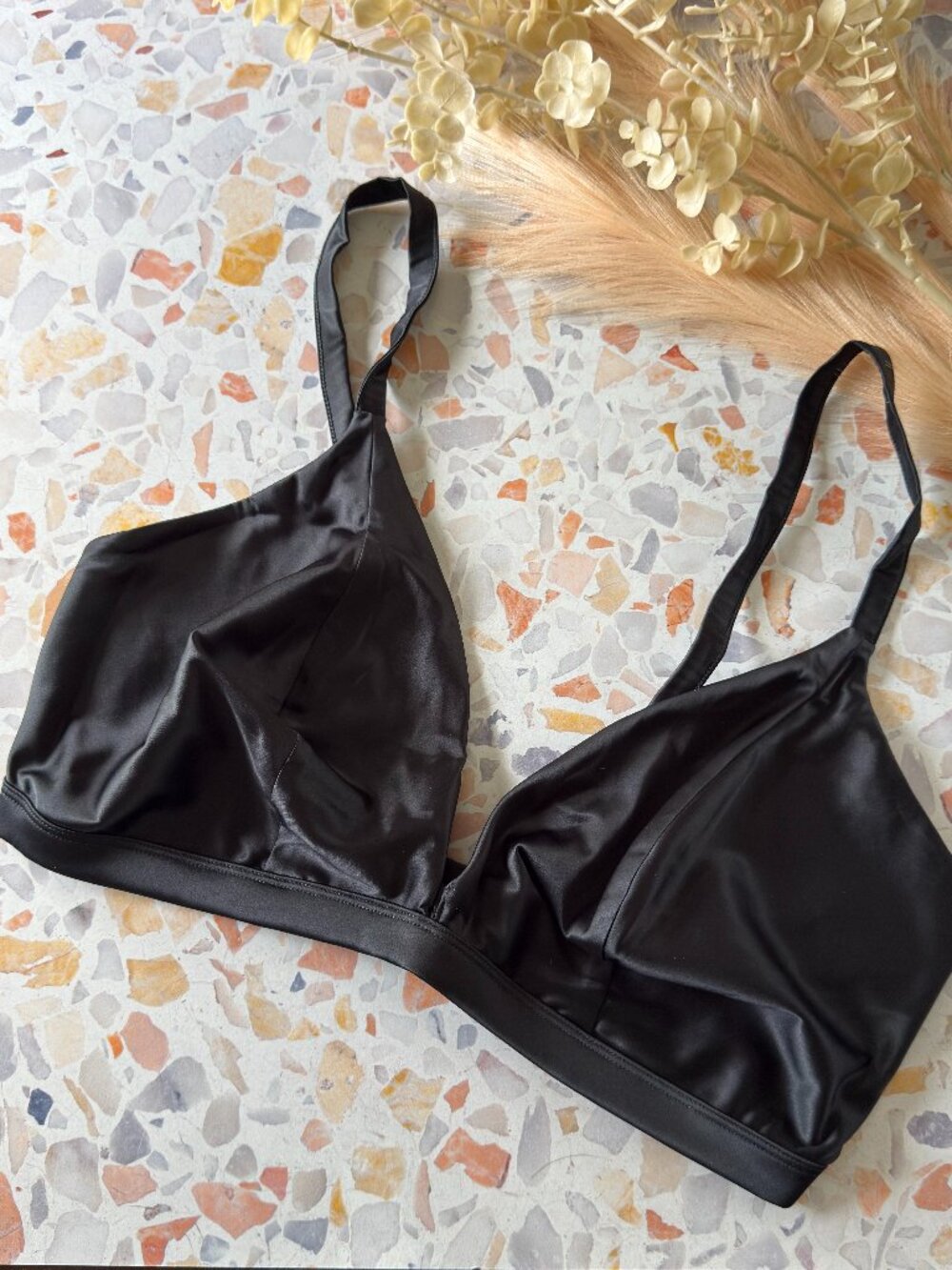 NWT | Parade | Luminous Glow Triangle Bralette | Caviar Black | 2+